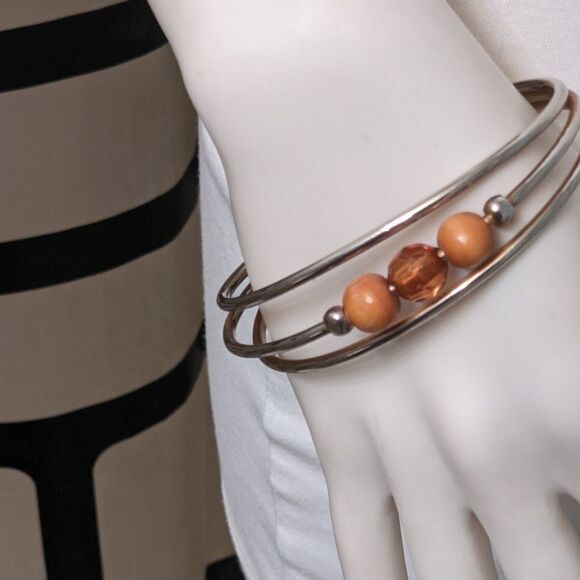 Silvertone cuff bracelet w/beads - Picture 3 of 6